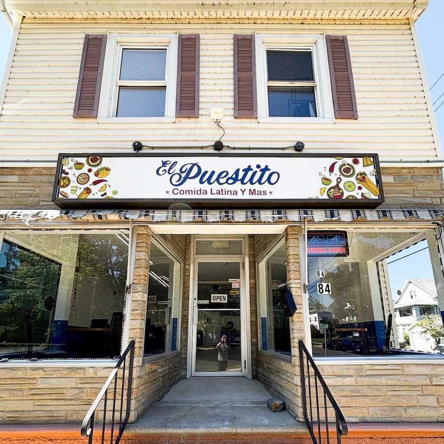 el-puestito-restaurant-front